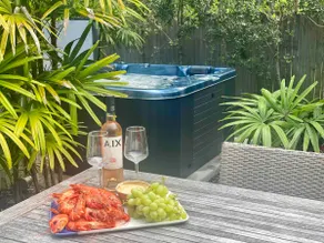 Our Happy Place | Byron Bay | Pool & Hot Tub - Image 5