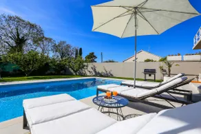 Villa Elysium - Family House with Heated Pool - Image 5