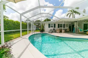 Retreat & Cozy workspace in Naples FL - Image 3