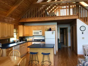 Lakefront home with dock and ramp. Anglers/Fams - Image 4