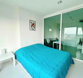 Aspire Erawan Cosy Flat on BTS Sukhumvit Line - Image 4