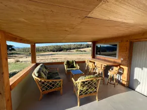 Idyllic Bruny Island Base - Beach and Bush - Image 2