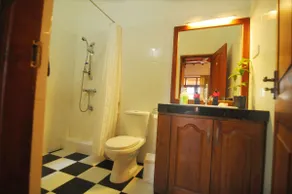 Park Lane Apartments - Image 5