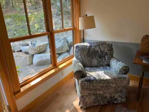 Beautiful Lakeside guest house. - Image 3