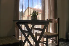 CENTRAL guest room - Image 4