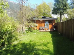 Lakewood Cottage - Image 4
