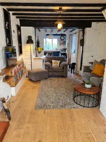 Old Road Cottage Pet Friendly Outdoors Beaches - Image 3