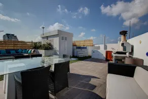 Sliema AMAZING SEA FRONT Penthouse with Pool !!! - Image 5