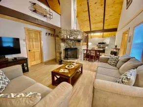 Cozy A-Frame Cabin 3bd/2bath, 6 minutes to Skiing! - Image 3