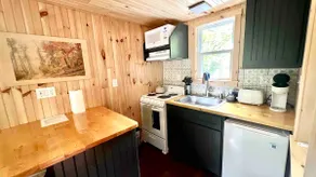 Secluded Studio Cabin & Hiking! - Image 3