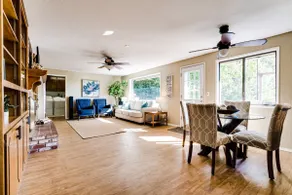 Waterfront Home With Unique Privacy And Convenience! Autzen Stadium Downtown Eugene Matthew Knight Arena Hayward Field - Image 2