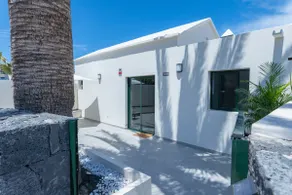 Luxury house in Costa Teguise, waterfront - Image 4