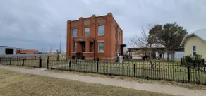Converted Historic Jailhouse - Image 4