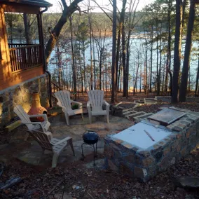 Cozy Cabin w/ Lake Access, High-Speed Wi-Fi, BBQ - Image 3