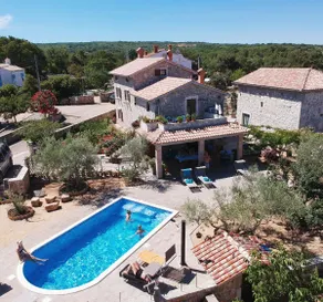 Country Villa St Anton avec piscine privée - Image 2