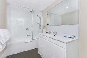 3 Bedroom Apartment at Quality Resort Sorrento - Image 5