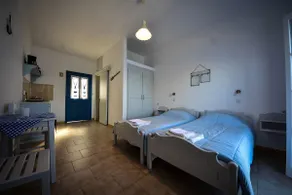 Panos studios 2 - 3 beds apartment (B) - Image 3
