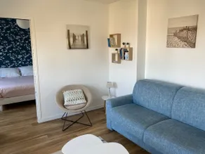 Two rooms within walking distance of the beaches and the village - Image 2