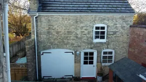 Self contained Coach House - Image 3