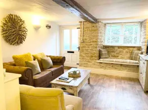 Charming Cottage in Heart of Bourton-on-the Water - Image 3