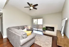 CITY CONDO - Image 4