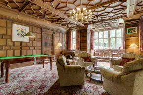 Orton Hall, Royalist Suite - Image 2