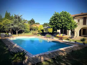 90m² Appartment in villa with swimming pool - Image 4