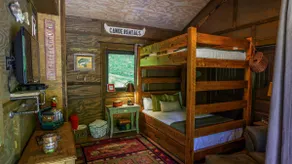The Baitshop at Four Fillies Lodge - Image 3
