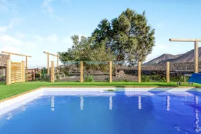 Quiet Villa - Image 3