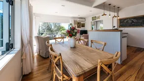The Vintage Cottage - Image 2