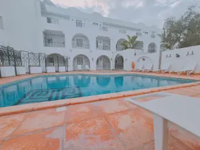 Dream stay: pool, beach within walking distance & sea view - Image 4
