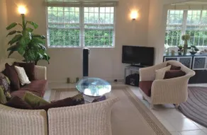 SPECTACULAR VILLA with Electronic Gates, Private Pool and Tropical Gardens - Image 5