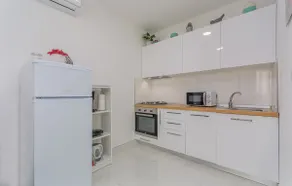 Apartment Katoro - Image 5