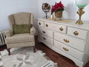 Cozy Etobicoke suite - Image 2