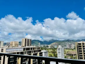 Waikiki Banyan Rainbow Suite - Free Parking and AC - Image 2