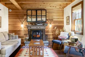 Hidden Ballard Gem • Stylish Private Guest House - Image 2