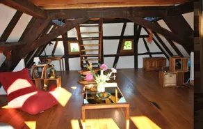 Picturesque House - Image 3