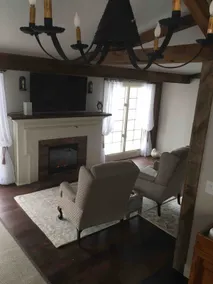 Historic Carriage House Flat STUNNING VIEW - Image 2