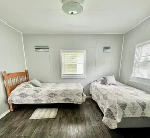 River View Getaway - Image 4