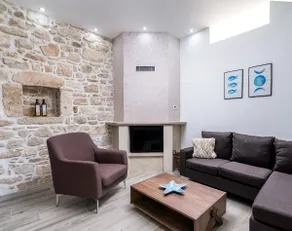 Katina's House - Image 4