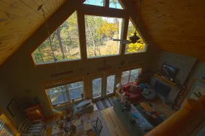 Beautiful lake front home in Bear Paw - Image 3