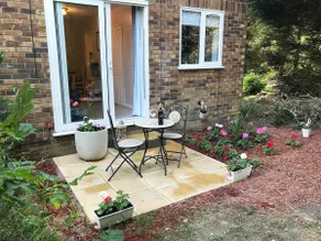 Cheshire Garden Apartment-Parking/Nr MAN Airport - Image 5