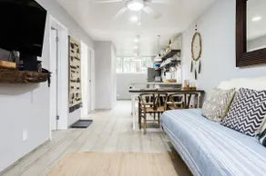 Chic Home in the Heart of Downtown Playa - Image 2