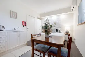 A7 - Escape the city - studio with FREE parking - Image 5
