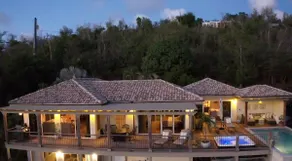 Sunset Lover's Dream Home with Pool and Hot Tub - Image 3