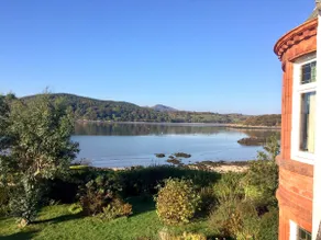 Beautiful 4BR Period Home With Spectacular Views - Pass the Keys - Image 4