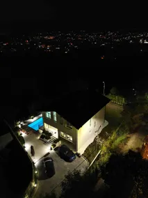 Cheerful 5 bedroom villa with private pool - Image 2