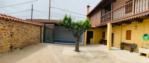 Astorga. León. Piscina. Casa Val de San Lorenzo. - Image 3