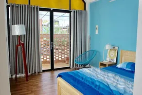 HOUSE for family in city center - 5 MINS to beach - Image 5