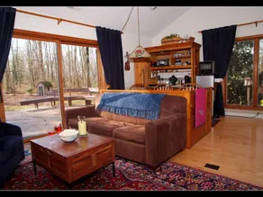 Romantic Hideaway- jacuzzi, beach day! - Image 3